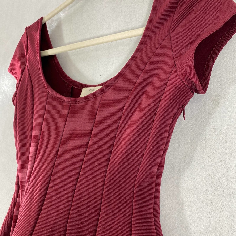 Urban Outfitters Dress XS Burgundy Red Pleated A-Line Mini Short Sleeve - Picture 6 of 10